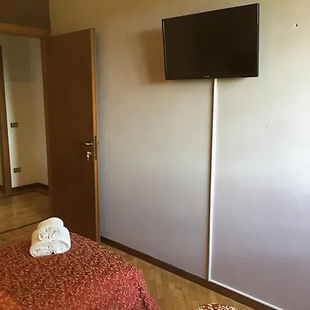 Pontenuovo Apartment