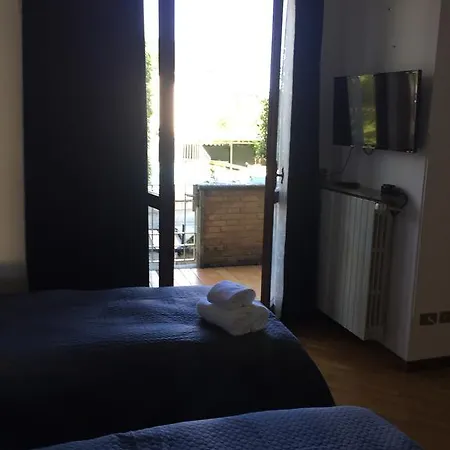 Pontenuovo Appartement *